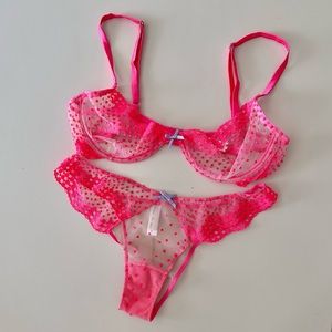FLEUR DU MAL Pink Dotty Bra & Thong 36C/2 NEW WITHOUT TAGS